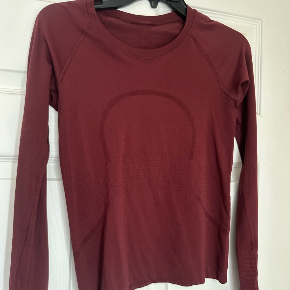Lululemon swiftly tech long sleeve